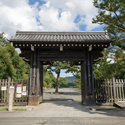Hamaguri Gomon Gate