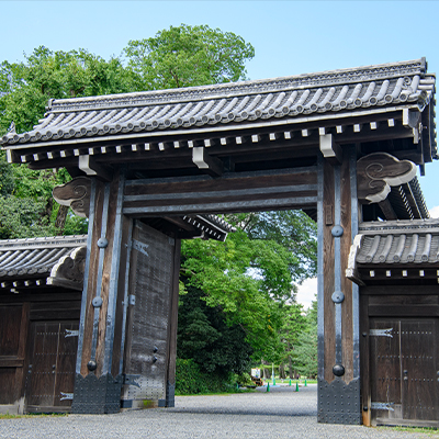 Sakaimachi Gomon Gate